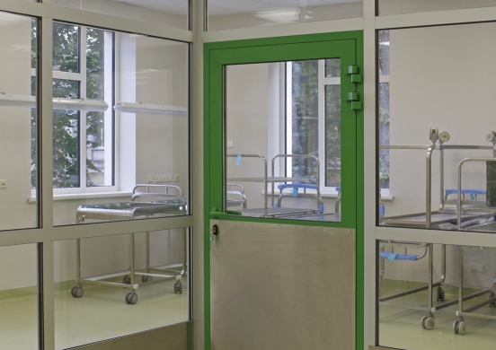 aluminium partition walls and door