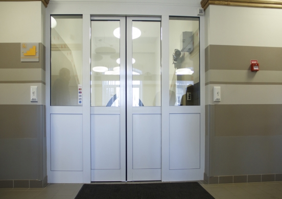 automatic sliding door